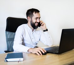 (text not found: homeContactBlockImageAlt)